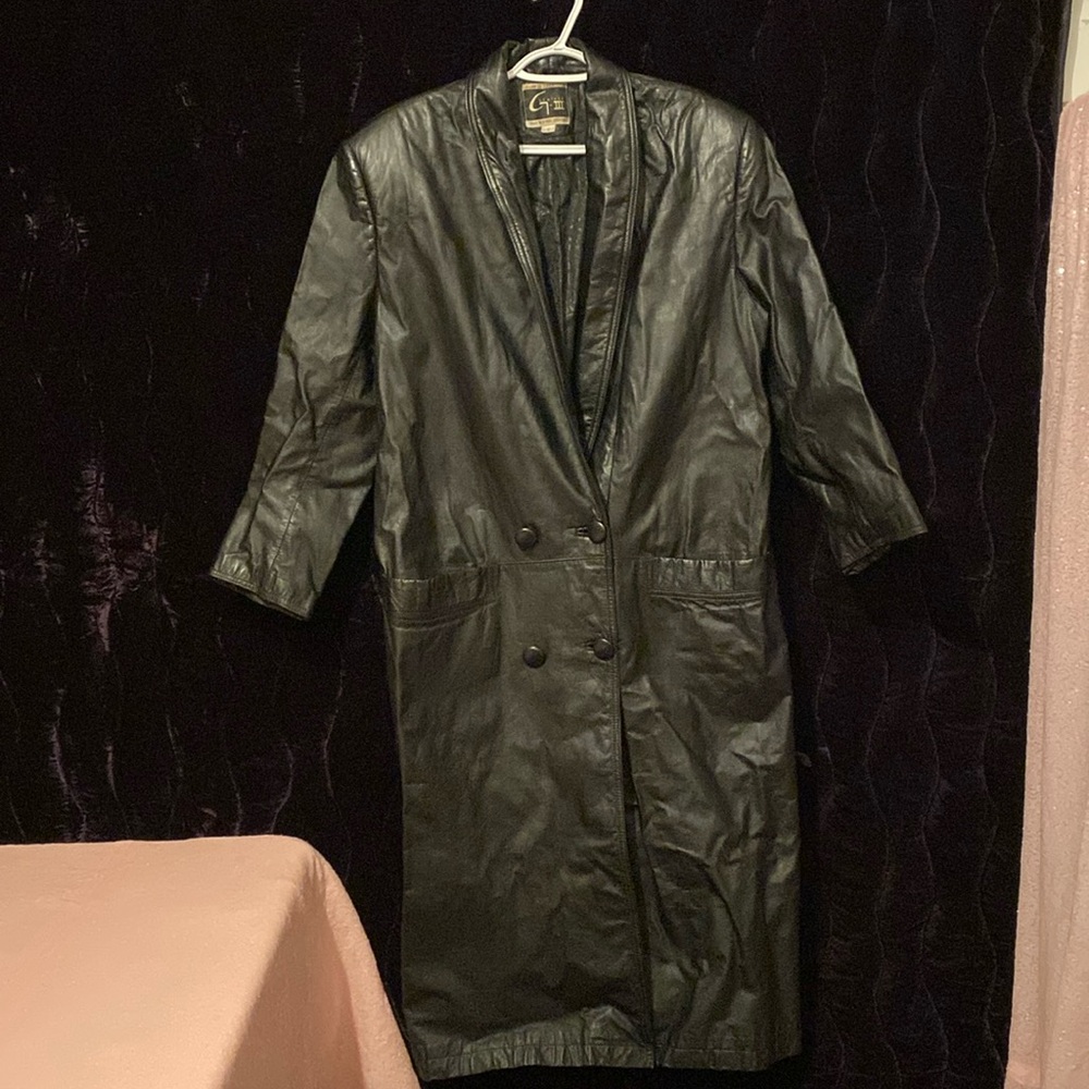 Black leather trench coat size M  #1308